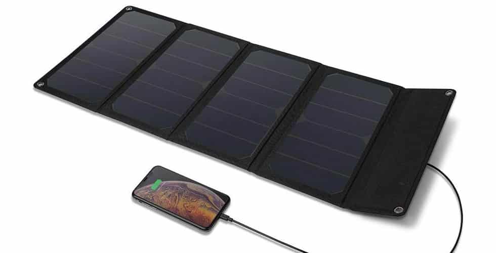Il miglior Caricabatterie Solare USB per lo smartphone da trekking